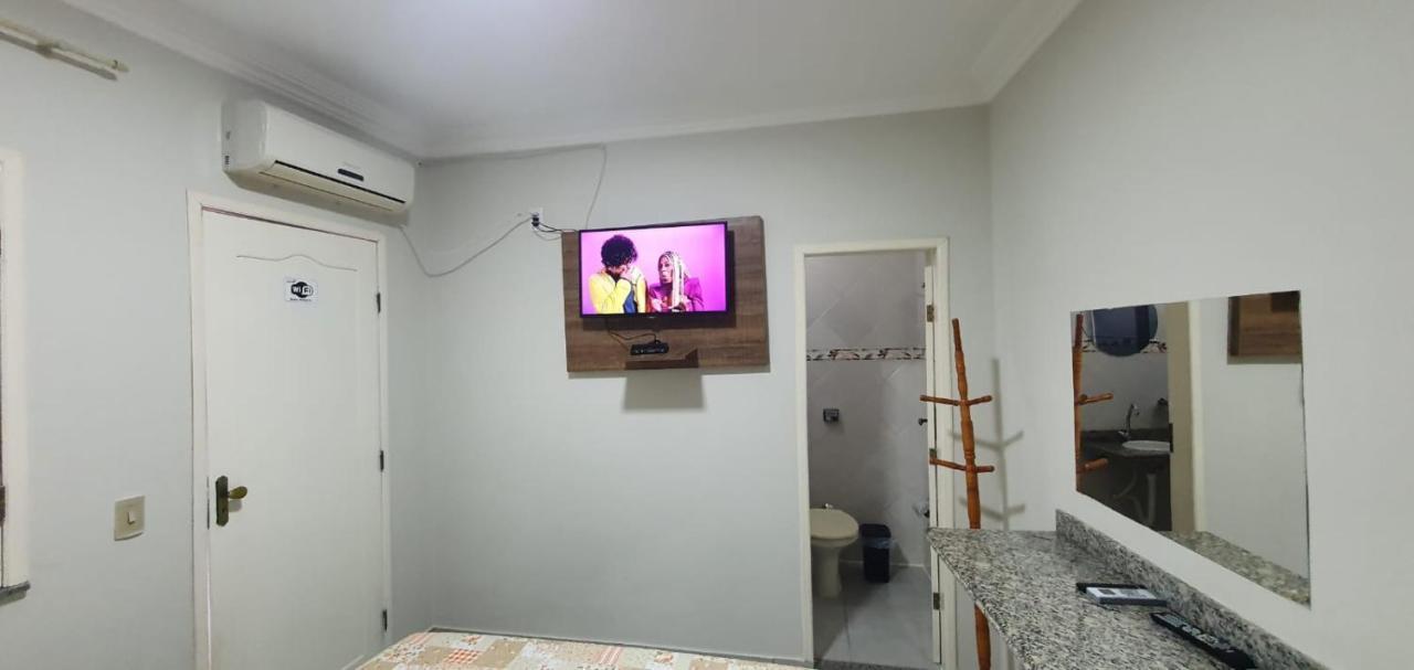 Pousada Azevedo Livramento de Nossa Senhora Esterno foto